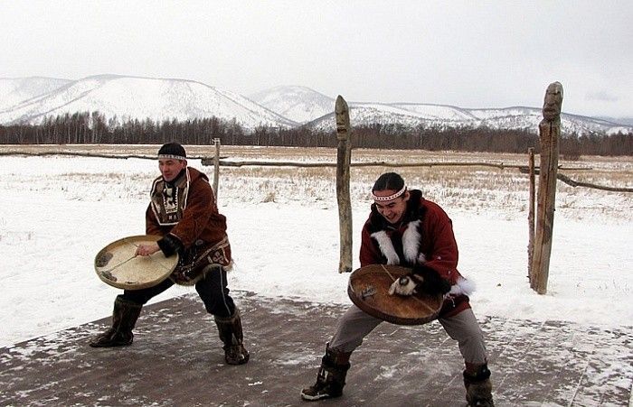 Вулканы севера и юга Камчатки - фото