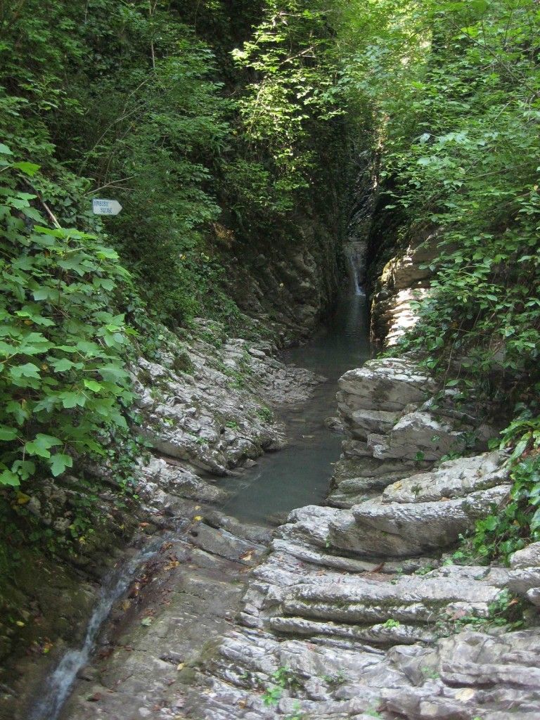 Крабовое ущелье - фото