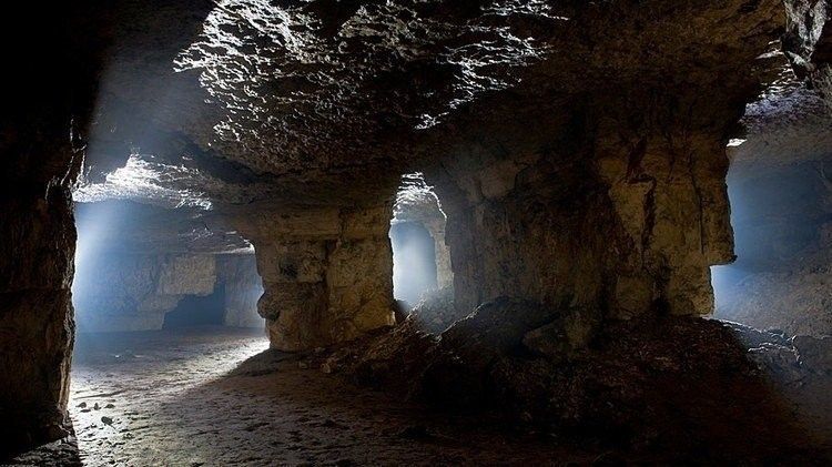 Пещера Ледяная красавица (Тверская область) - фото