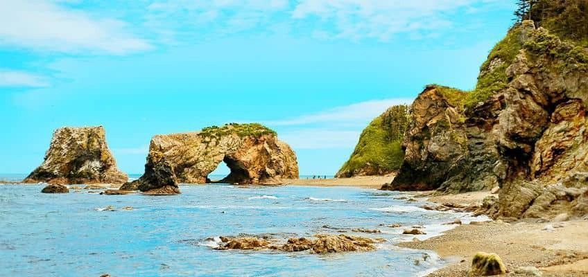 Гора Лягушка и водопад Айхор - фото