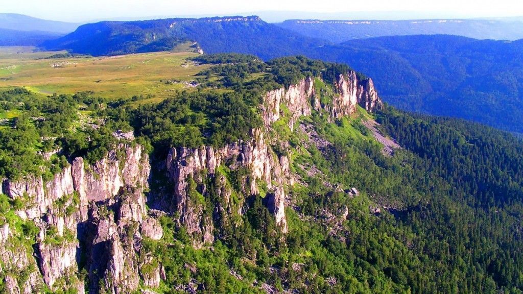 В край гор и водопадов - фото
