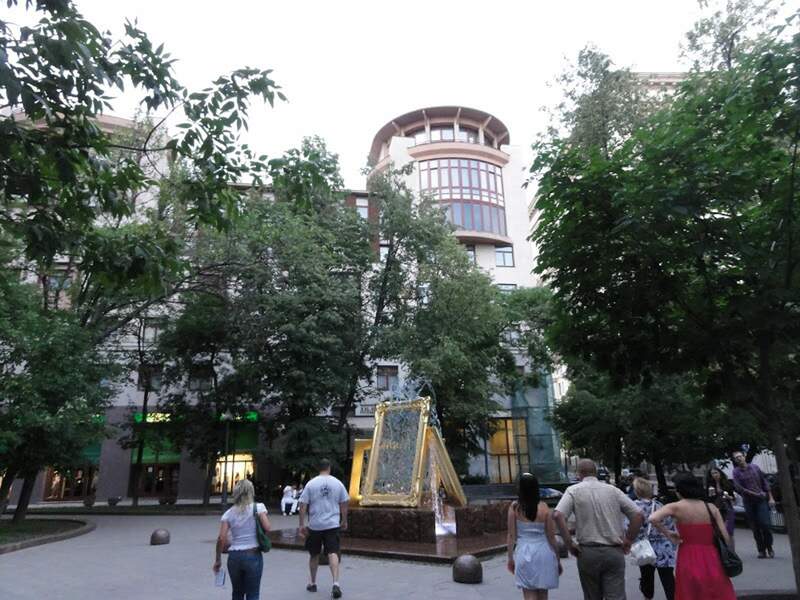 Прогулка по художественной и культурной жизни Москвы - фото